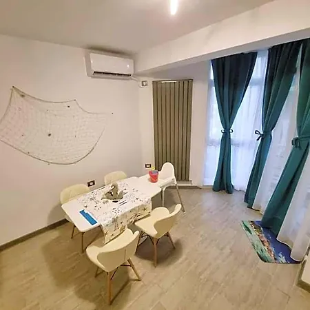 Hotel Deluxe Alezzi Pool &